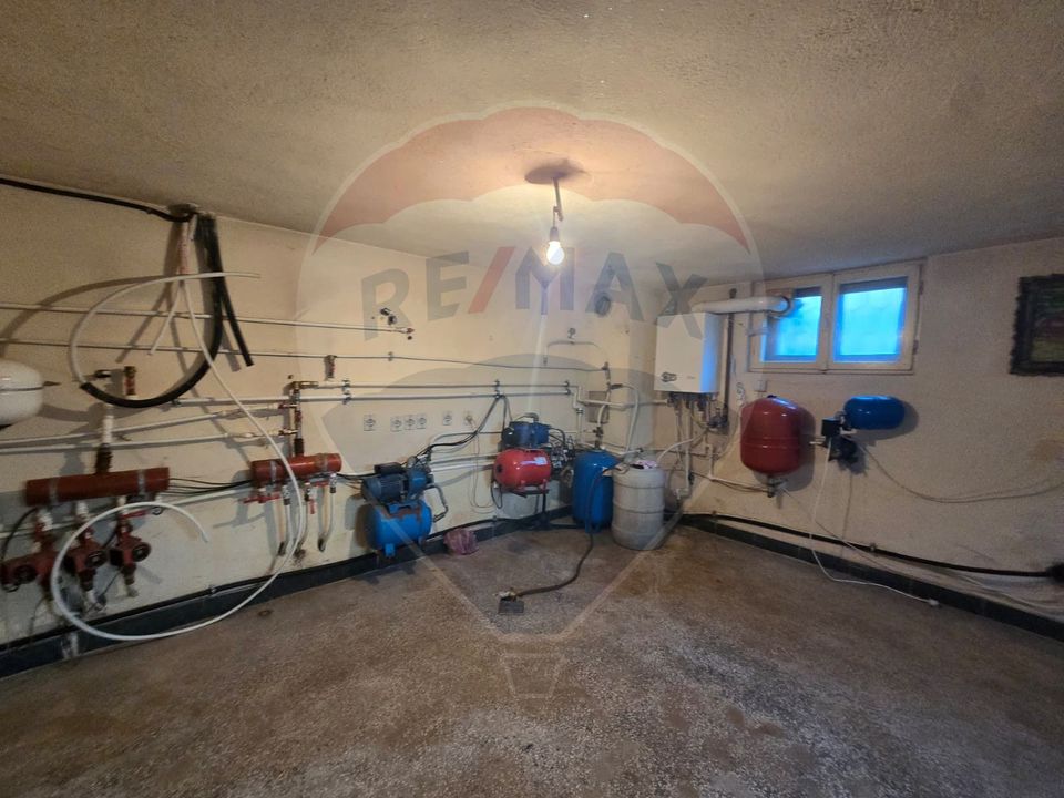 7 room House / Villa for sale