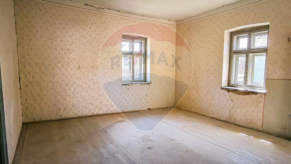 Casă săsească Transilvania - teren generos și potențial de extindere