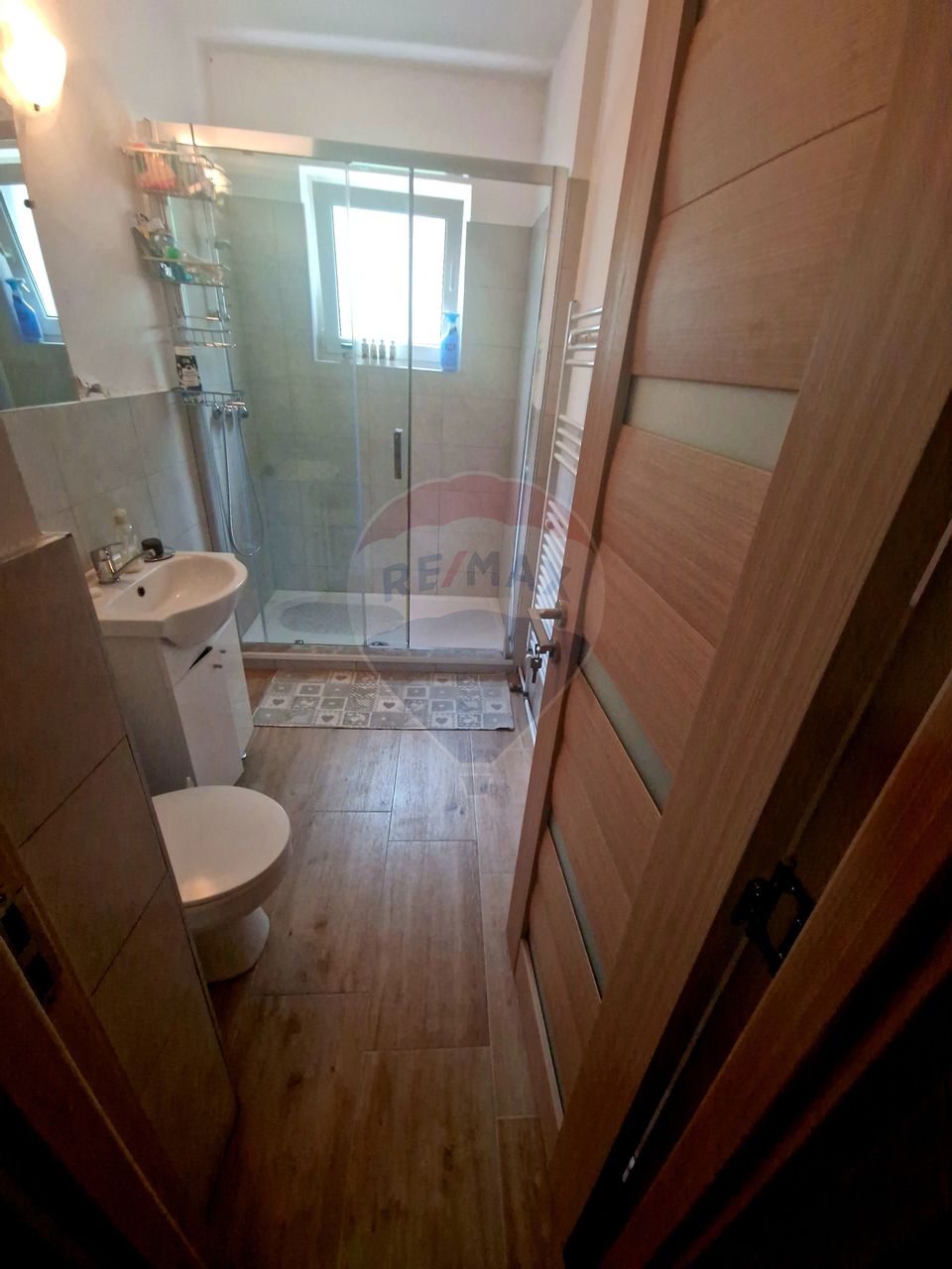 Apartament cu 2 camere de vânzare în zona Maratei
