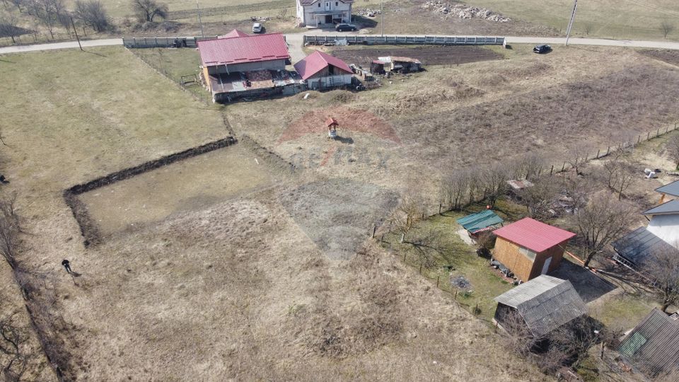 Land 3,591sqm Aghiresu-Fabrici / Strada Principala