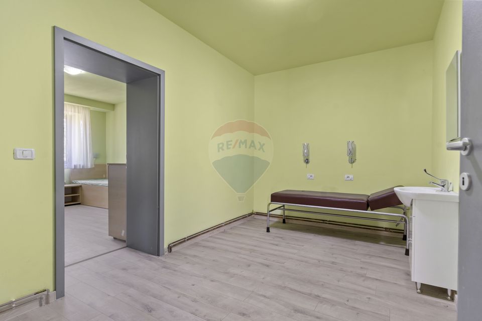 7 room House / Villa for sale, Sannicolau Mic area