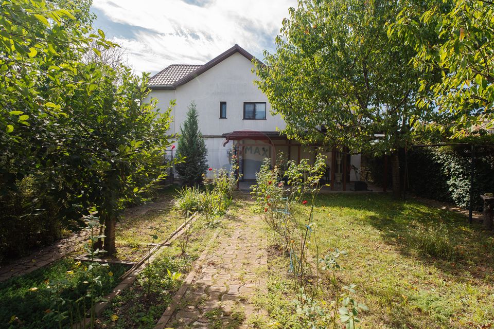 Casă de vânzare 184 m.p pe Șos. Voinești Nr12- Iași