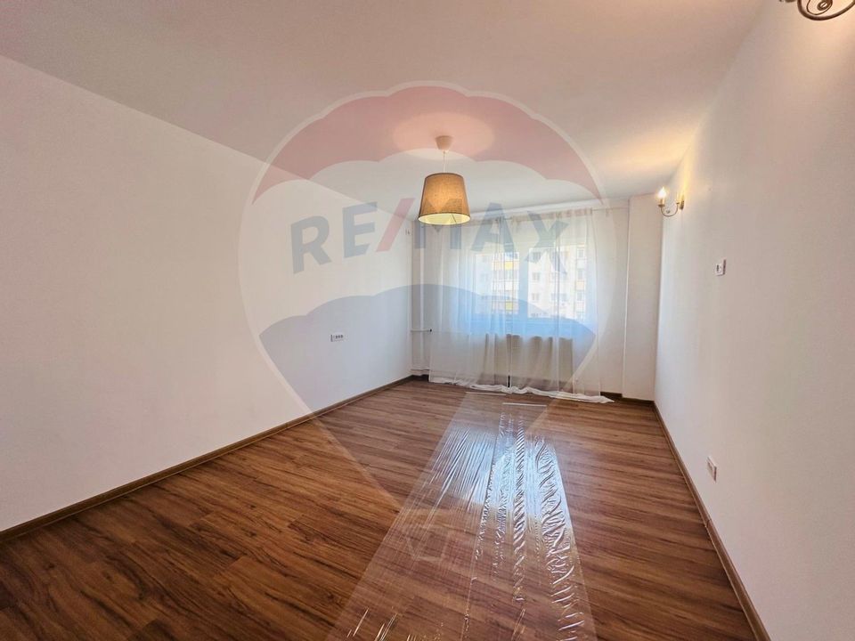 Garsoniera 31.10mp utili - renovata complet - Piata Rahova