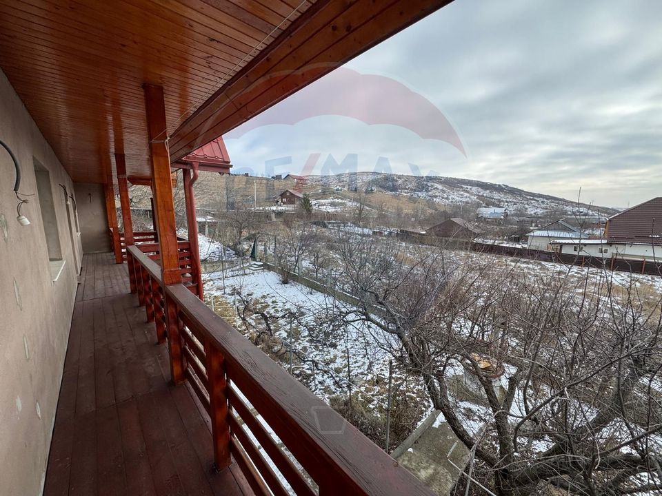 6 room House / Villa for sale, Darmanesti area