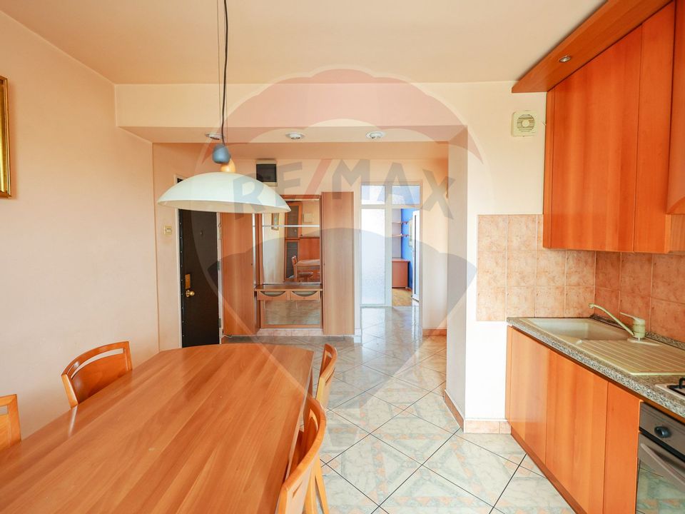 Apartament cu 3 camere de închiriat în zona Calea Aradului