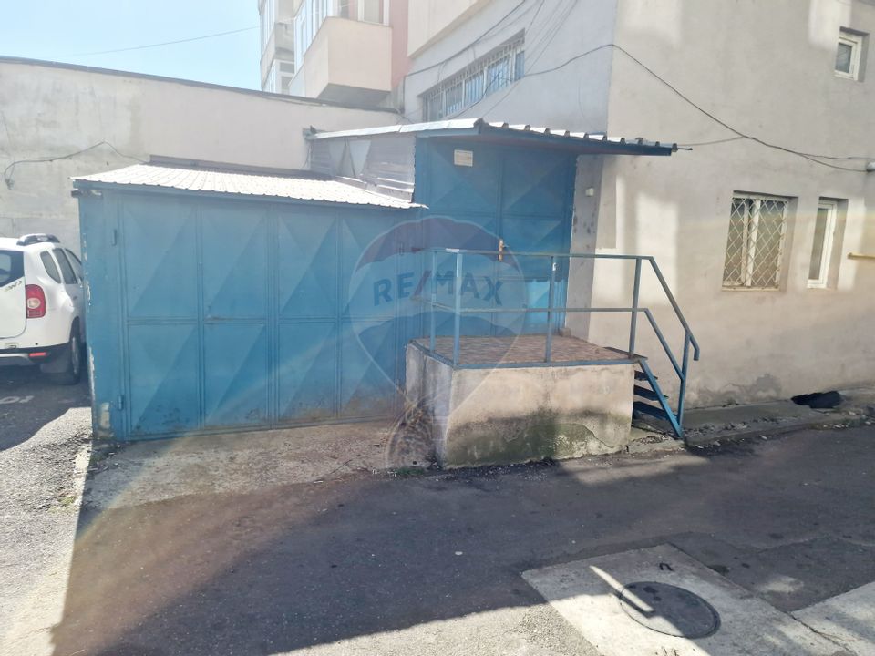327sq.m Commercial Space for sale, Maratei area