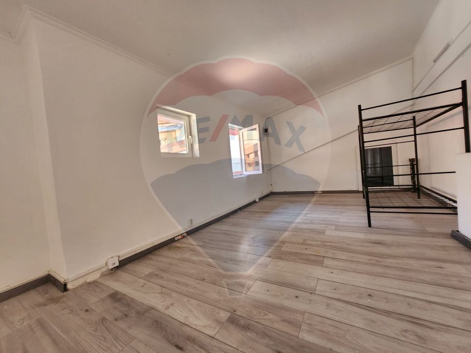 Commercial space 130 sqm for rent in P-ta Alba Iulia area