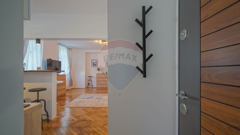 Apartament modern și cochet, la cheie, Str. Lungă