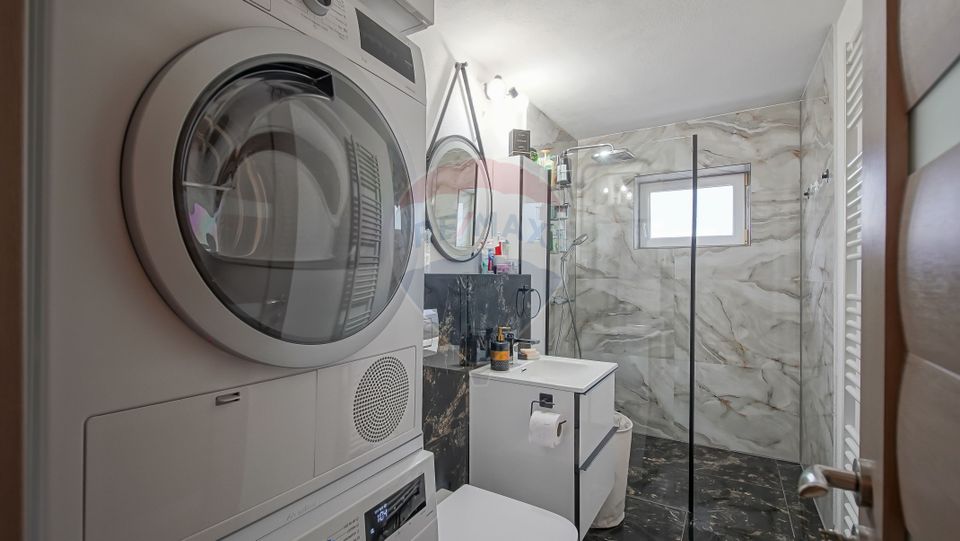 (Rezervat) Apartament cu 3 camere de vânzare, Florilor Râșnov