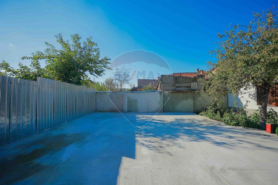 Casă cu 4 camere de vânzare în  zona Dealuri Oradea