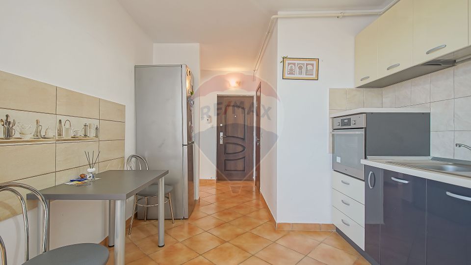 Apartament 2 Camere Subcetate - Mobilat, Parcare, Liniște lângă Brașo