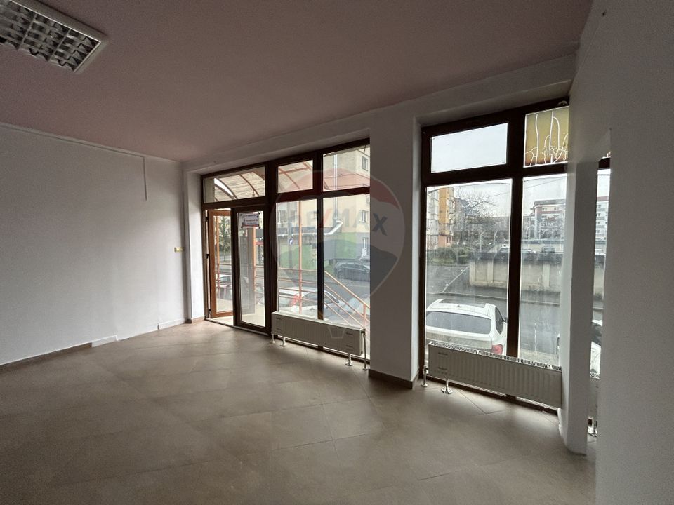 80sq.m Commercial Space for rent, Vasile Alecsandri area