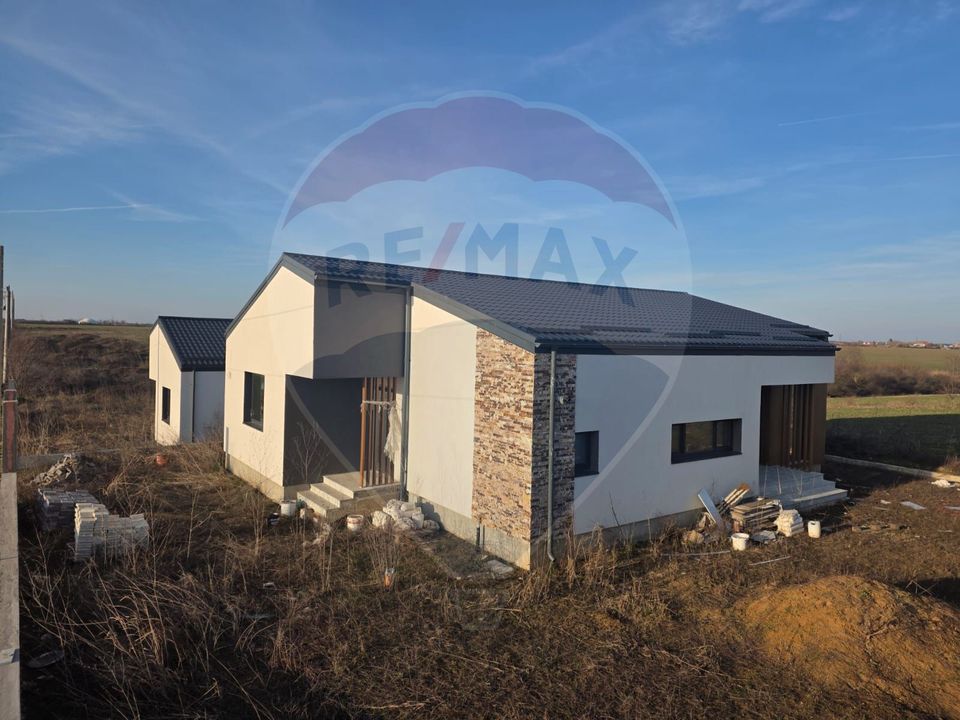 SALE PREMIUM House / Villa 4 rooms at normal price