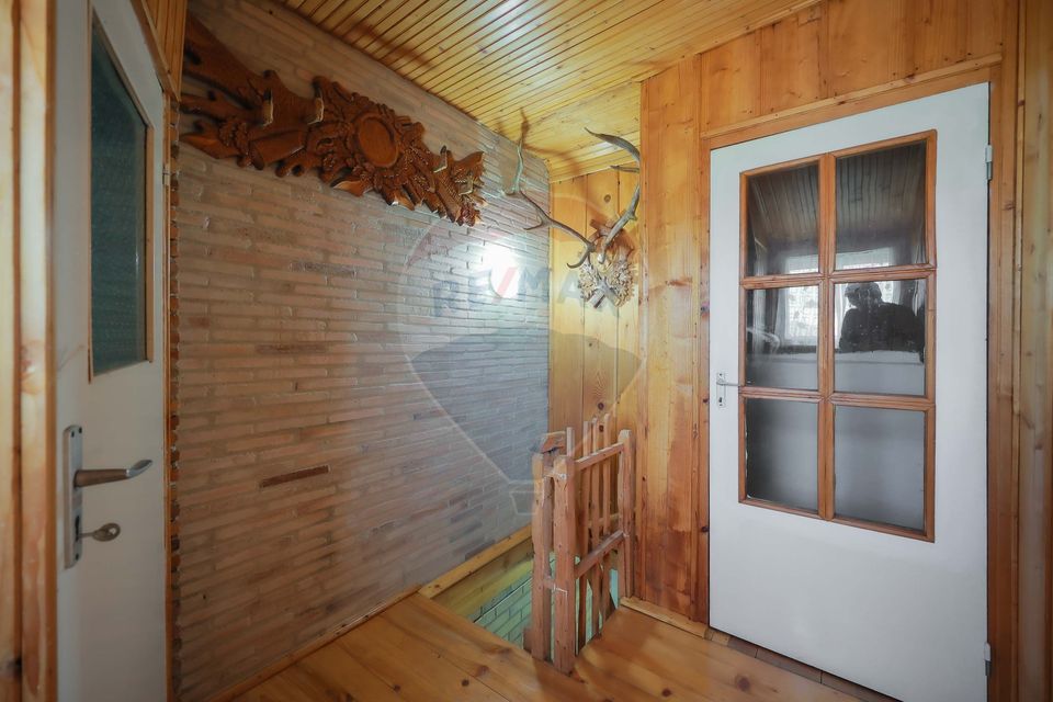 Casă de vânzare, tip duplex, teren 889 mp, în Păușa, comuna Nojorid