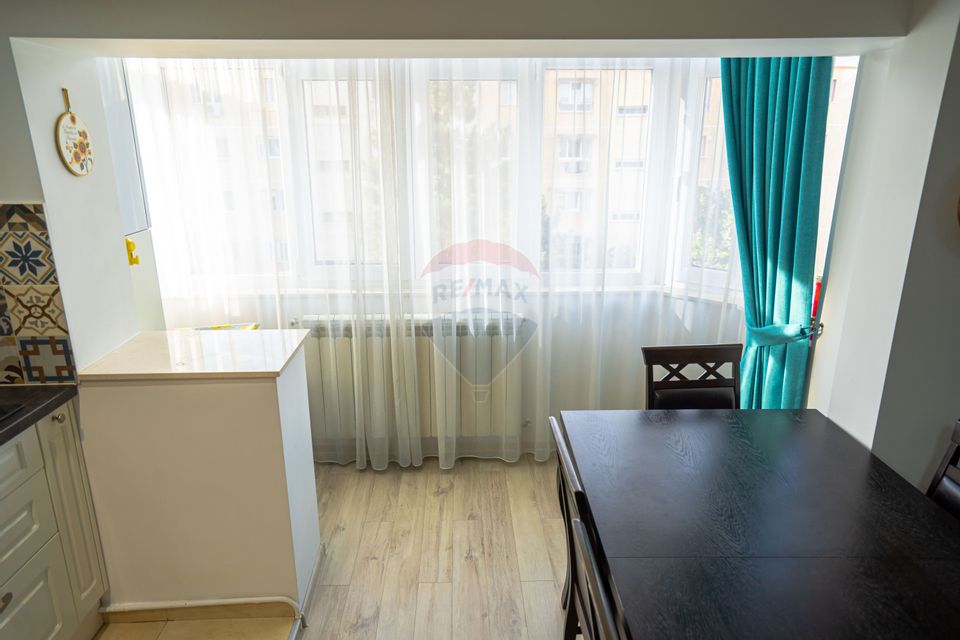 Apartament de lux, 3 camere, etaj 3