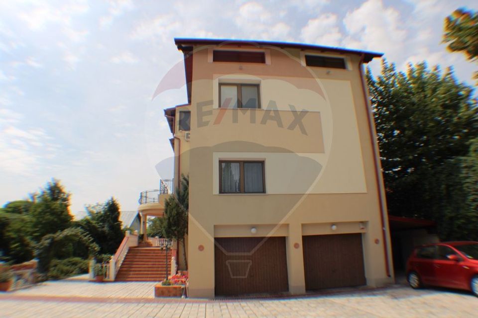 11 room House / Villa for sale, Baneasa area