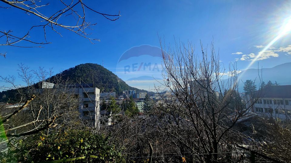 Apartament cu 3 camere de vânzare în zona Central