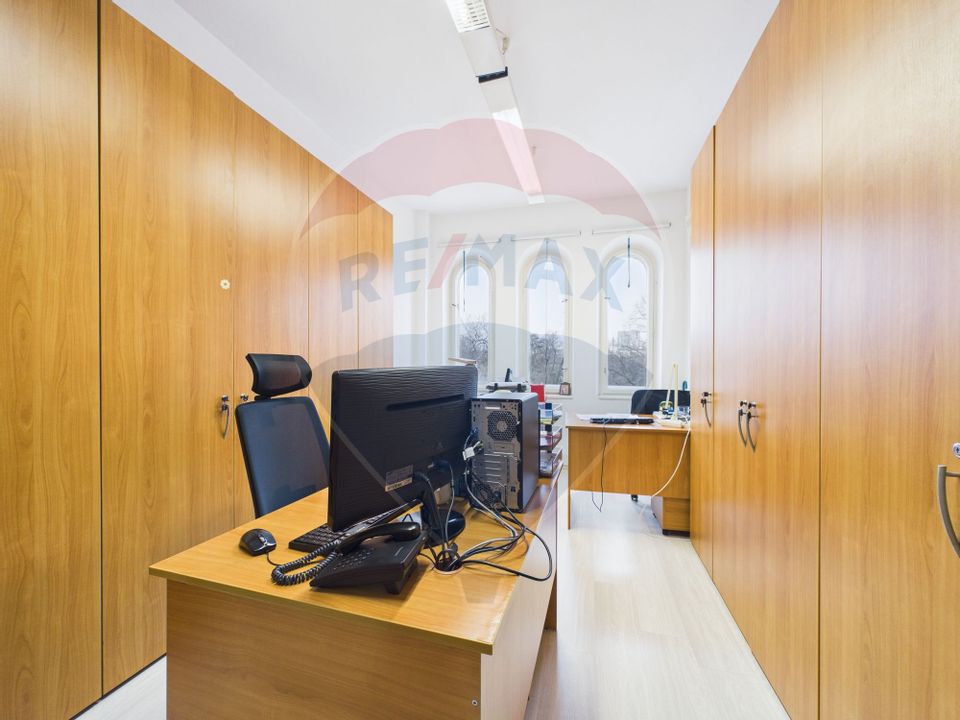 705sq.m Office Space for rent, Dacia area