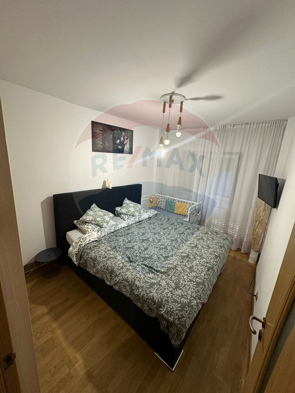 Apartament cu 2 camere de vânzare în zona Lapus Arges