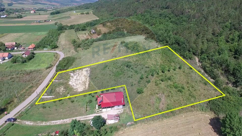 Land 5,339sqm Luna de Jos / Strada Principala