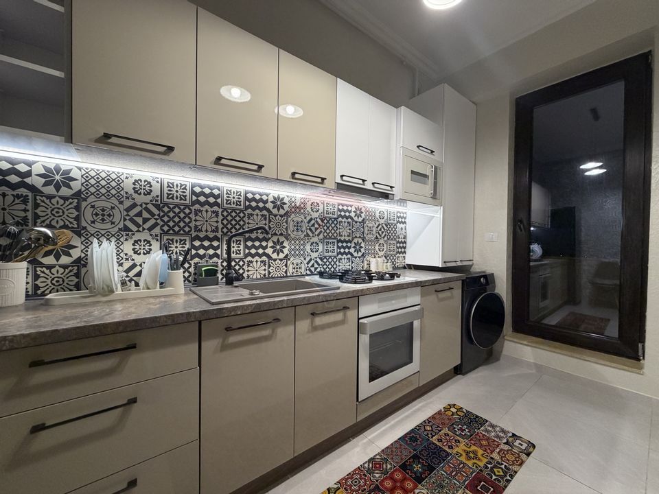 Apartament cu 2 camere de închiriat în zona Inel II