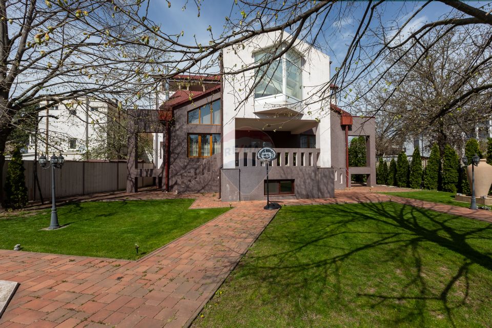 20 room House / Villa for sale, Ultracentral area