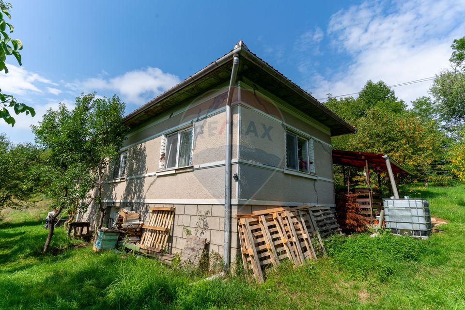 Casă / Vilă cu 3 camere de vânzare