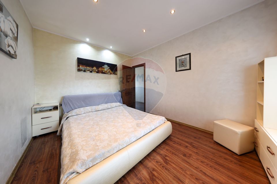 Conac, proprietate unica, in mijlocul naturii, Sacele!