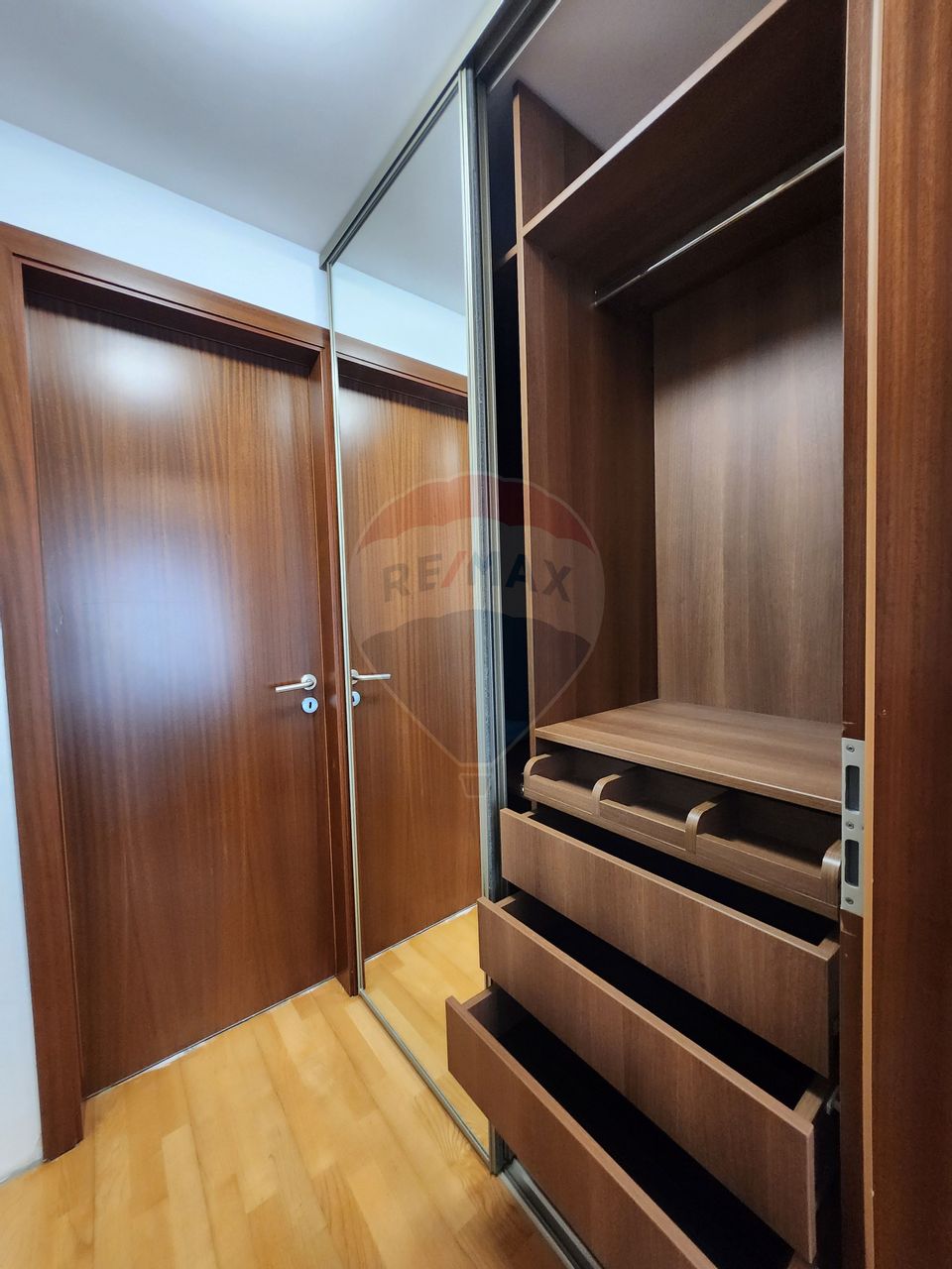 Baneasa Nordia Residence | 2 parcari | mobilat | gradina si lac