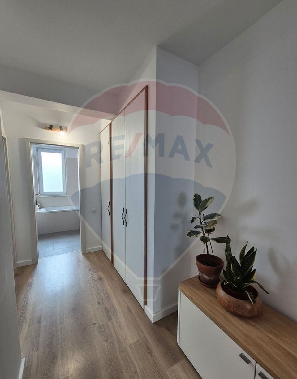 Apartament cu 3 camere de inchiriat, zona Europa