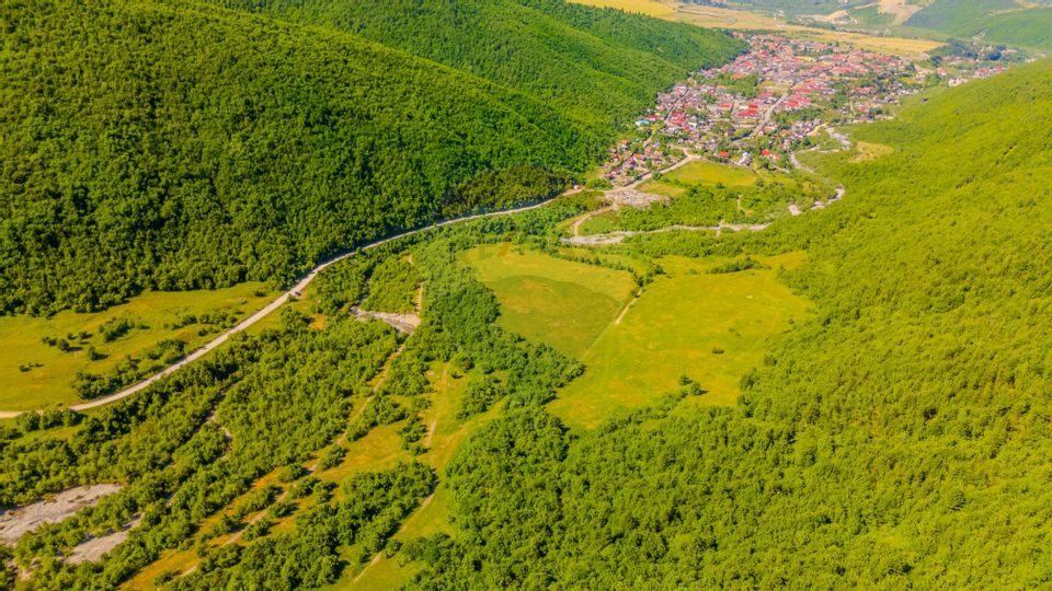 Teren 128.000 mp-Săcele-zona Garcini/ Intravilan