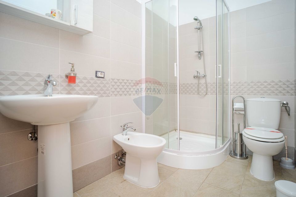 7 room Hotel / Pension for sale, Nord area