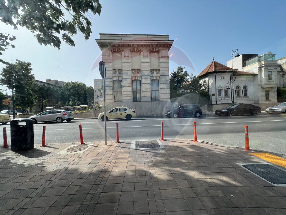 Spațiu comercial ultracentral de inchiriat , zona Miga, Constanta