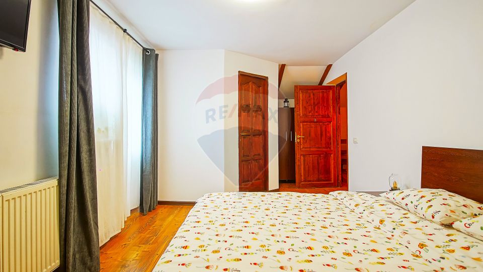 Cabana la Flo, 8 cam,P + M, teren 888 mp oportunitate de investitie !