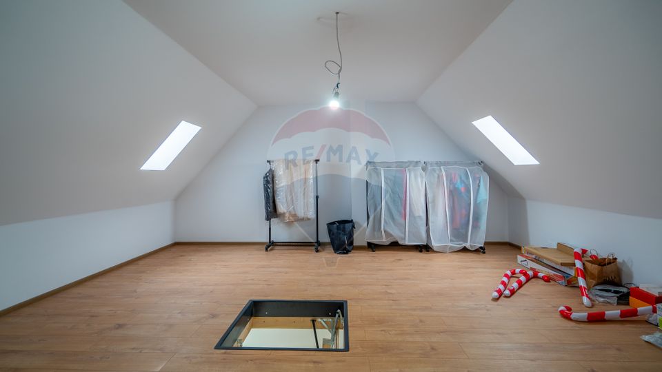 REZERVAT! 3 CAMERE CU POD SI BOXA | PARCARE SUBERATA | MAURER VILLAS