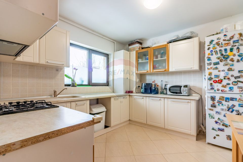 Casă / Vilă de vanzare in Otopeni, ansamblu rezidential, langa centru