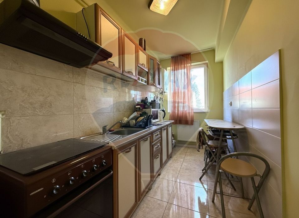 Apartament 2 camere, str. Horea, în zona Facultății de Litere