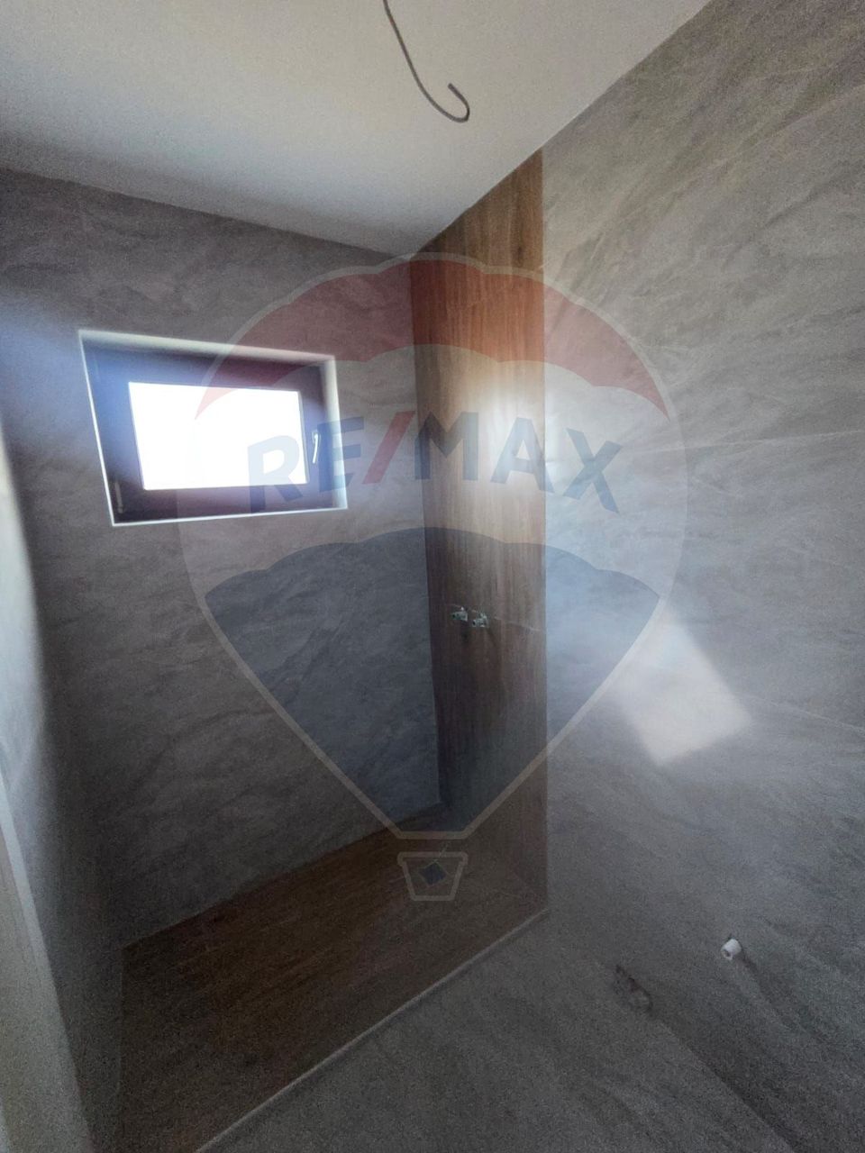 SALE PREMIUM House / Villa 4 rooms at normal price