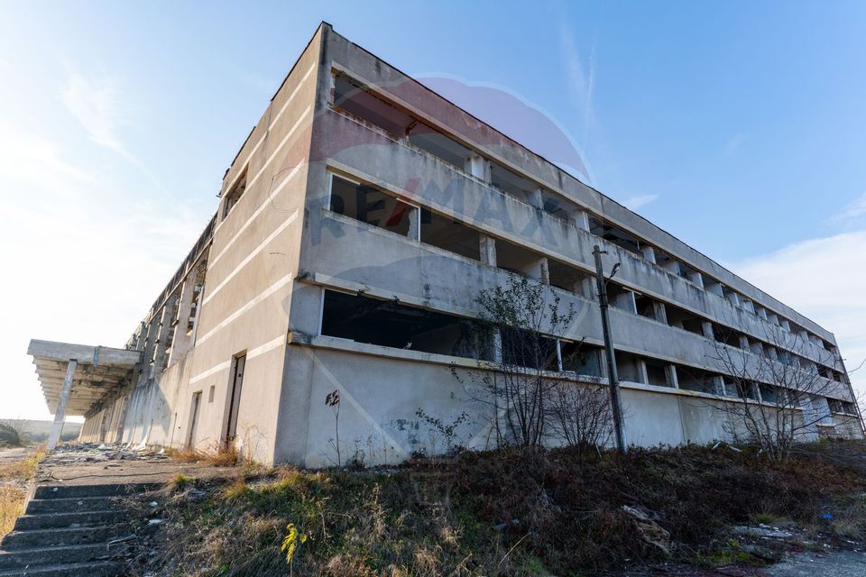 Teren industrial Orastie 13,5 ha cu hale fosta platforma industriala