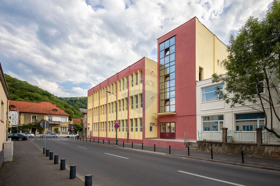 Spatiu comercial de inchiriat, destinatii multiple AFI Brasov!