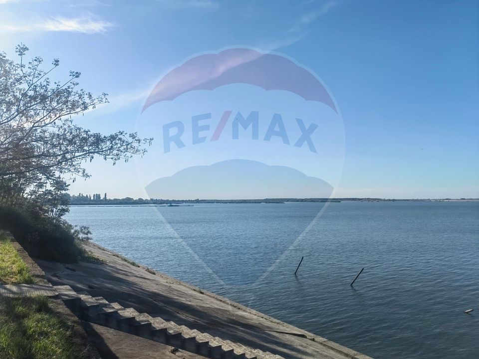 Land 1427 sqm - for sale in Mihailesti near Lake Arges