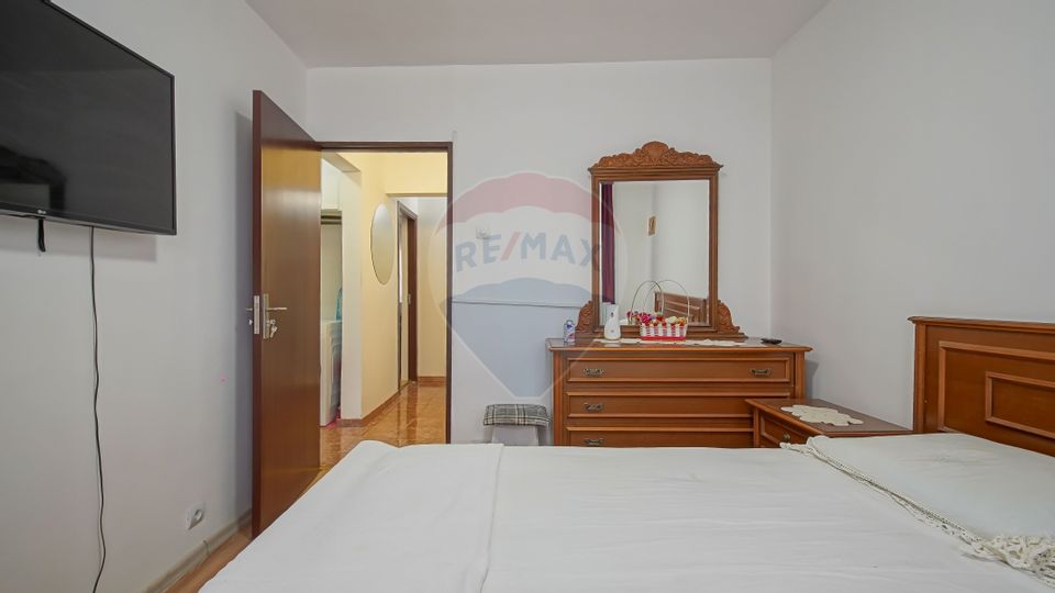 COMISION 0% | Apartament cu 3 camere | Decomandat | Tractorul Cerna |