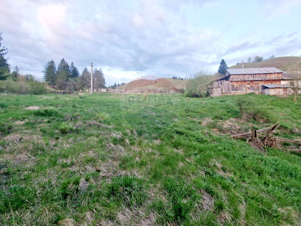 Land 941sqm Hangu / DN ruginesti