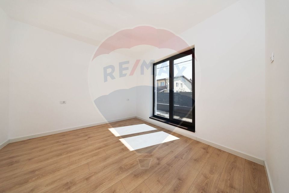 4 room House / Villa for sale