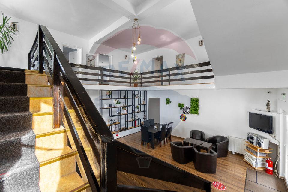 COMISION 0%| Pensiune + Casă de vânzare în Predeal | Business activ |