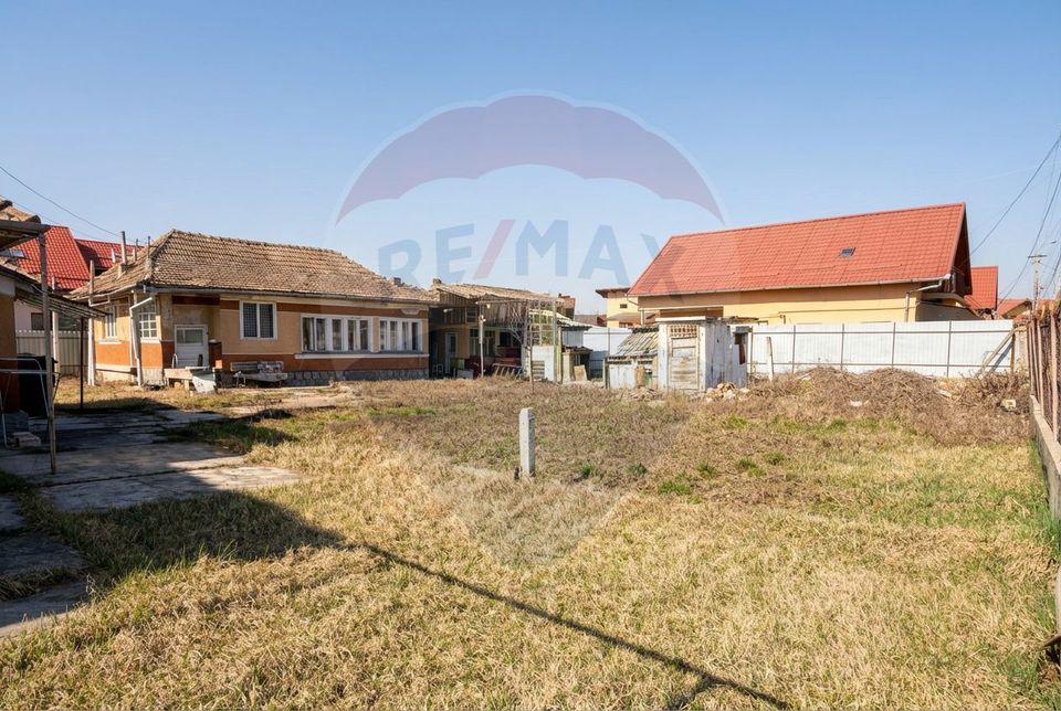 5 room House / Villa for sale, Exterior Est area