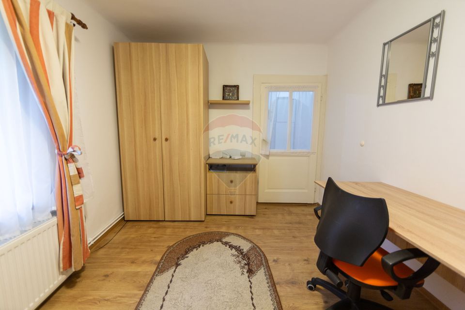 Casă individuală cochetă, 1 dormitor, renovată, Str. Lungă – Central