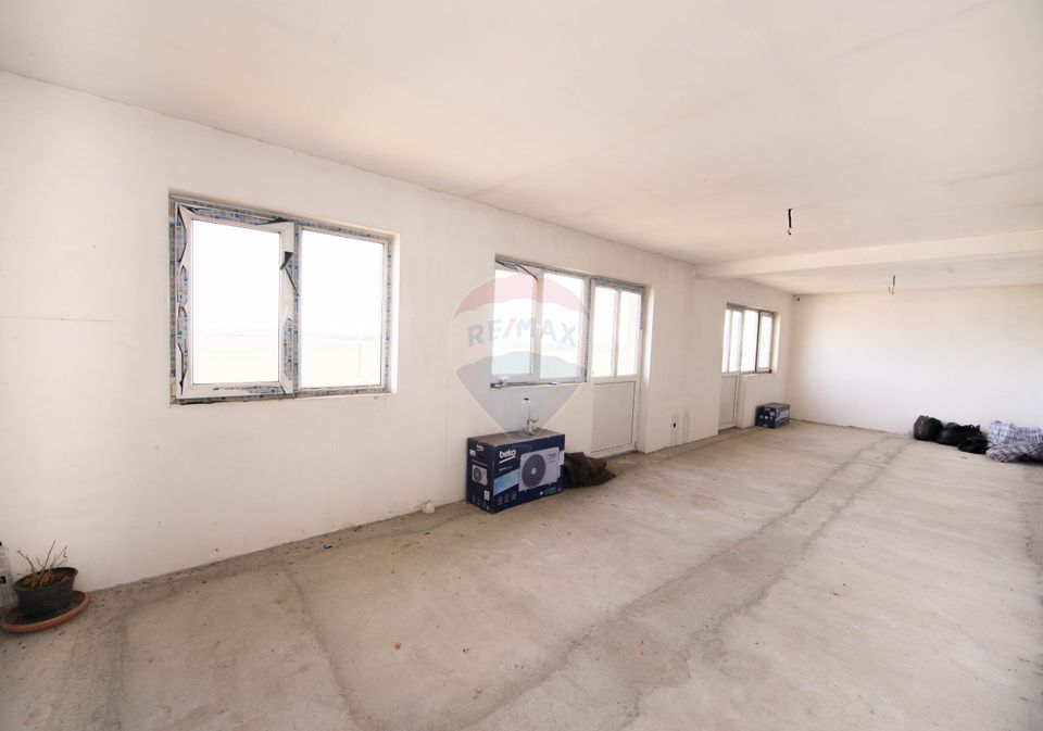 Casa individuala cu 6 camere de vanzare, Singureni, Cringuri, Giurgiu