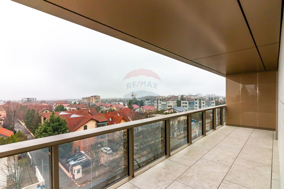 Apartament 3 camere de vânzare – Cortina 126, Bd. Erou Iancu Nicolae