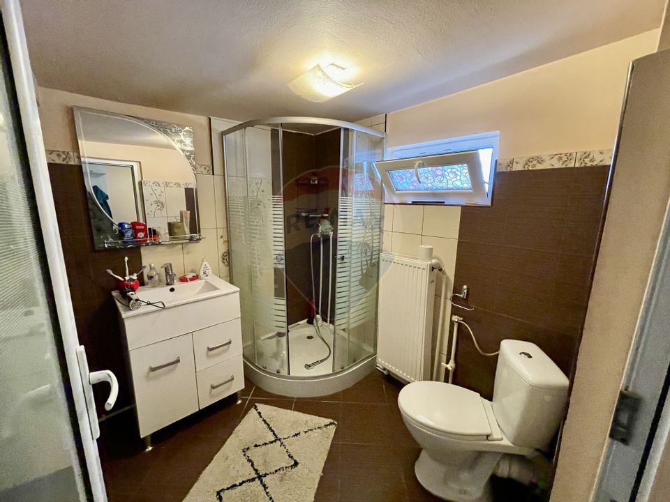 6 room House / Villa for sale